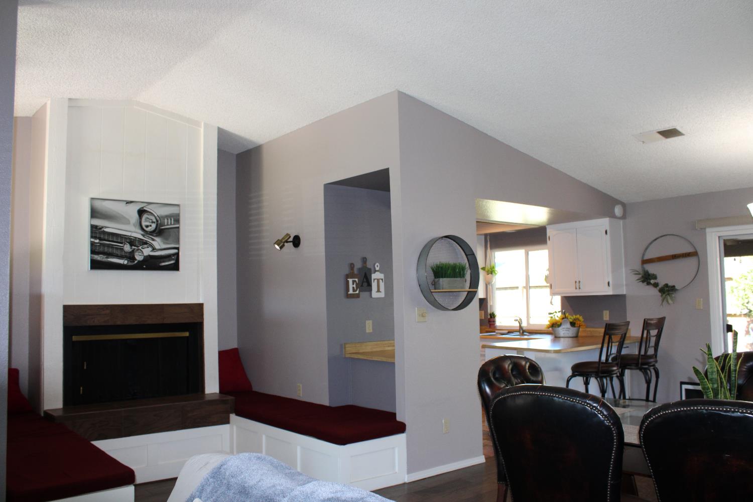 1637 Carlisle Avenue