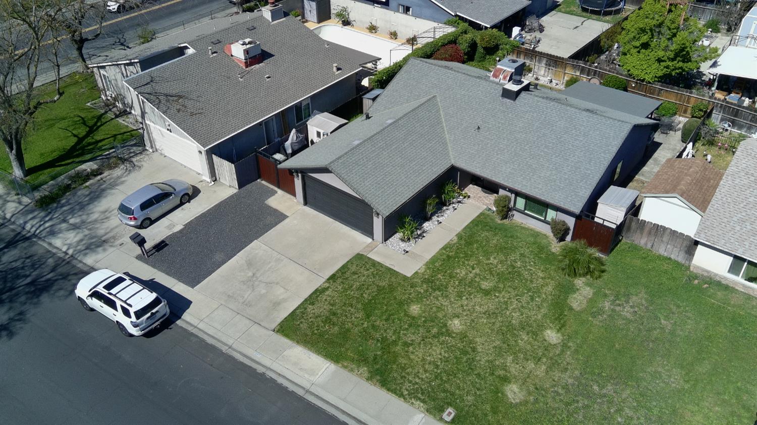 1637 Carlisle Avenue