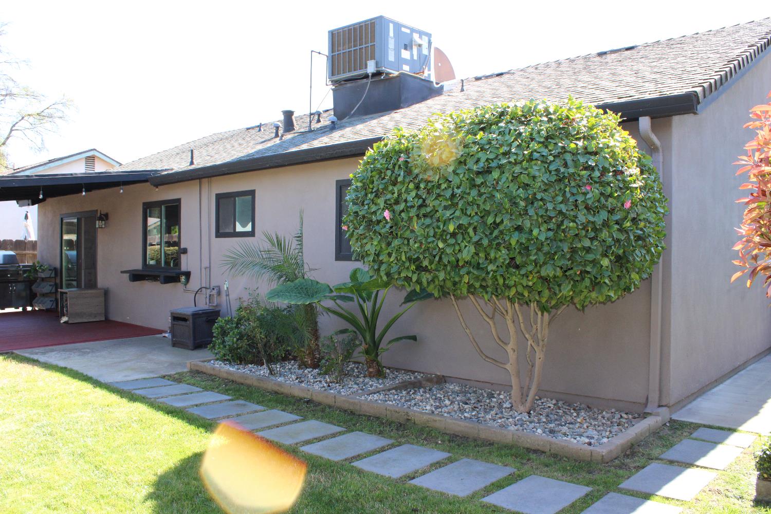 1637 Carlisle Avenue