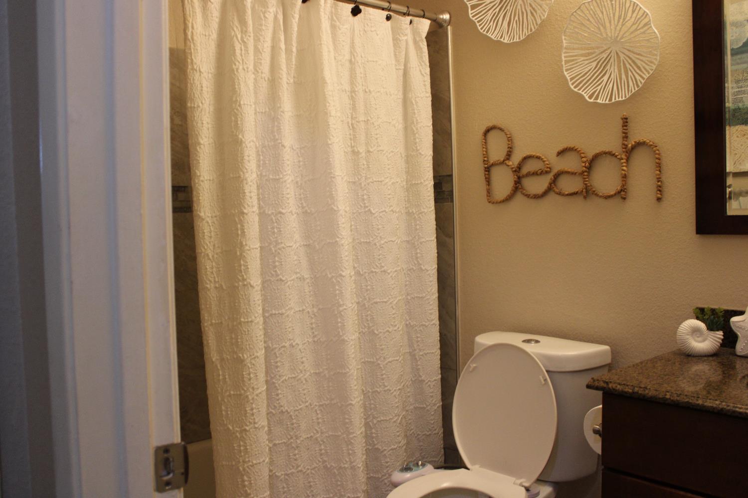 1637 Carlisle Avenue