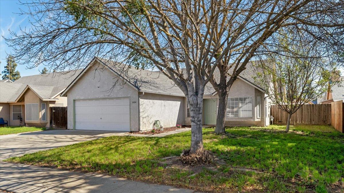 3004 Woodrose Court