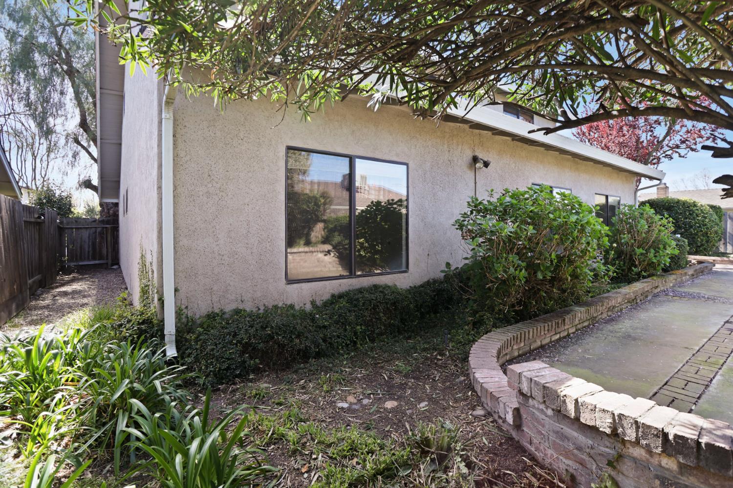 2917 Estate Drive