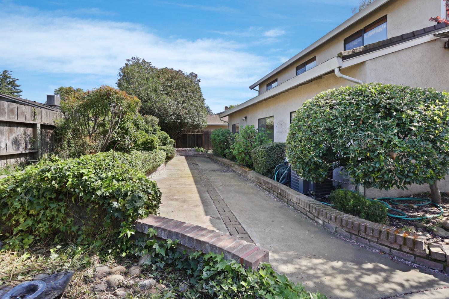 2917 Estate Drive