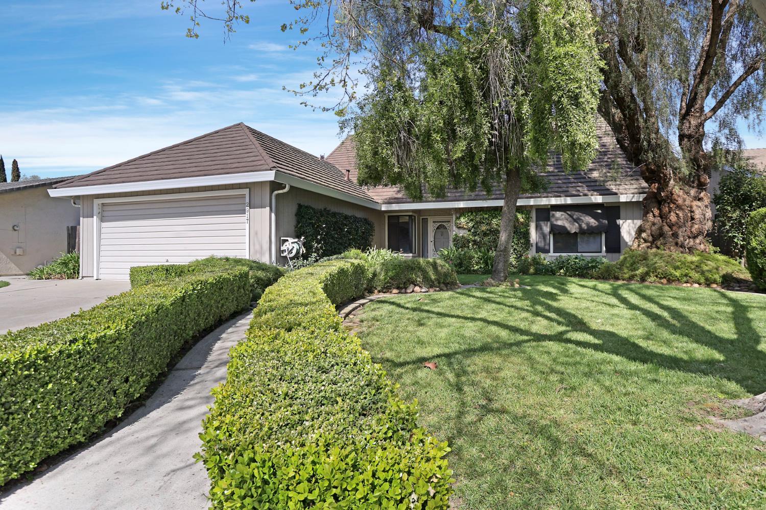 2917 Estate Drive
