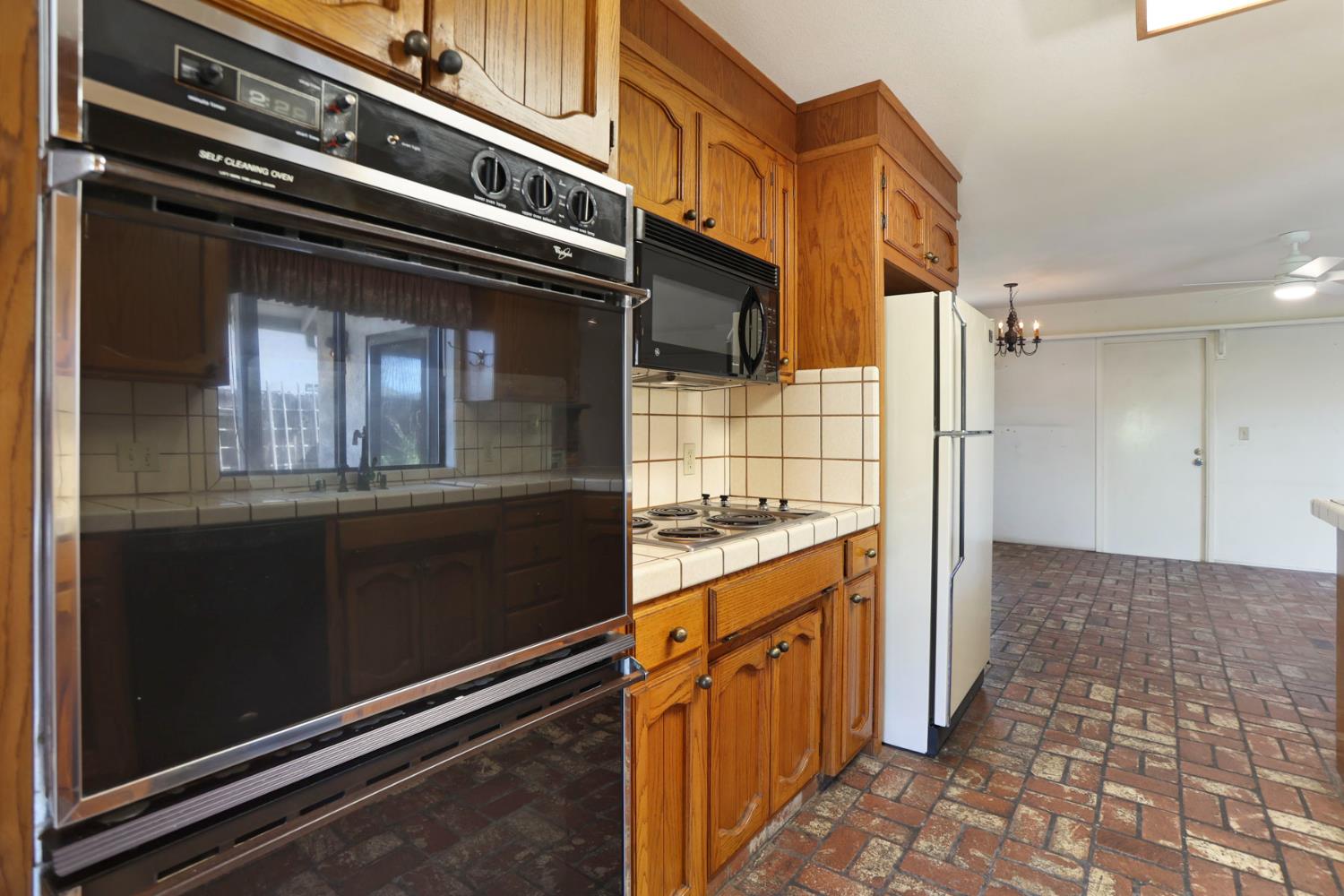 2917 Estate Drive