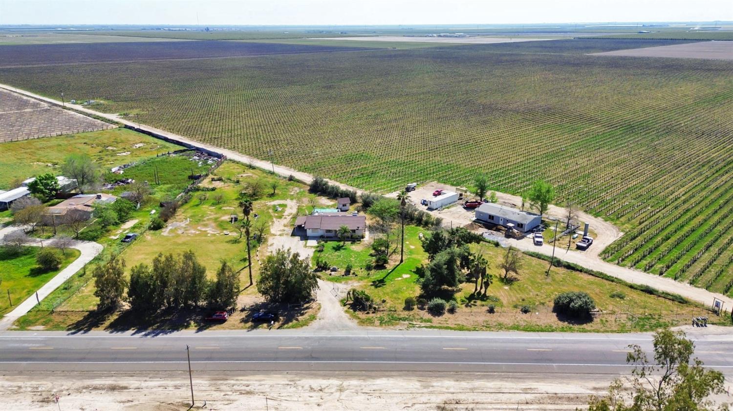 7990 S Mcmullin Grade