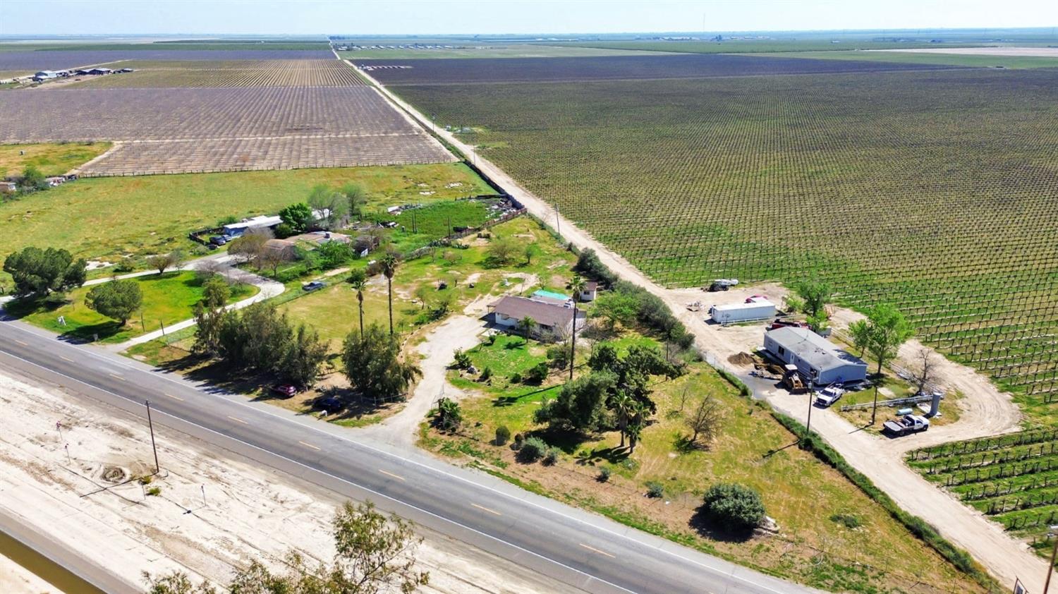 7990 S Mcmullin Grade