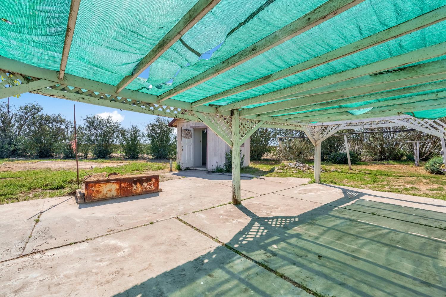 7990 S Mcmullin Grade