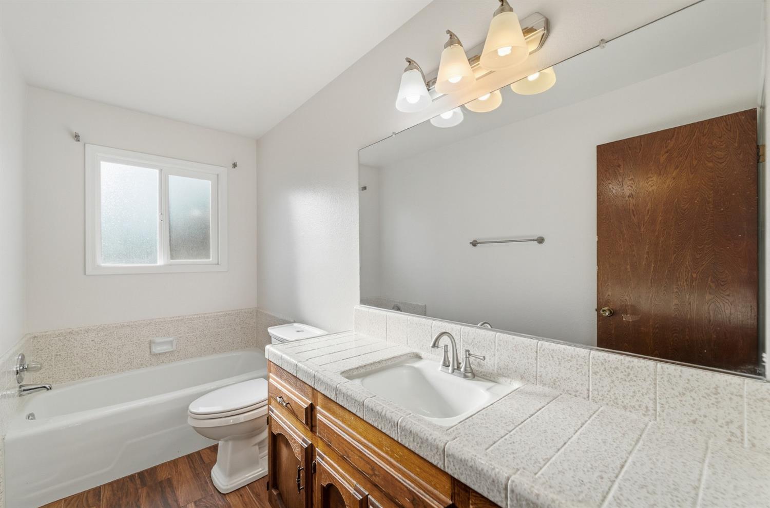 1509 Maplehill Road