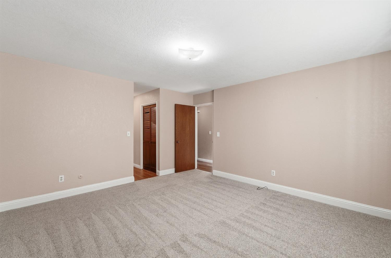 1509 Maplehill Road