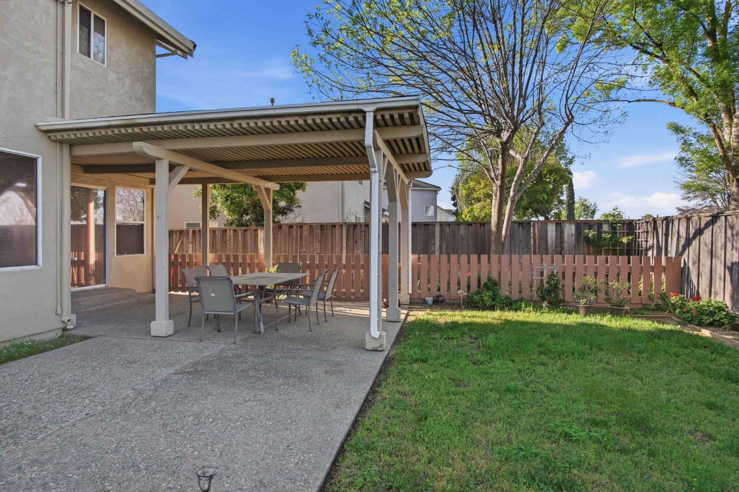 2025 Stoneglen Drive