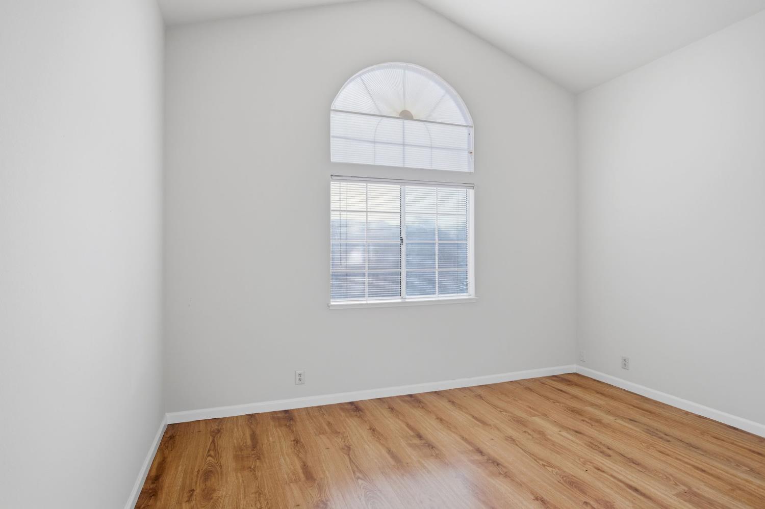 2025 Stoneglen Drive