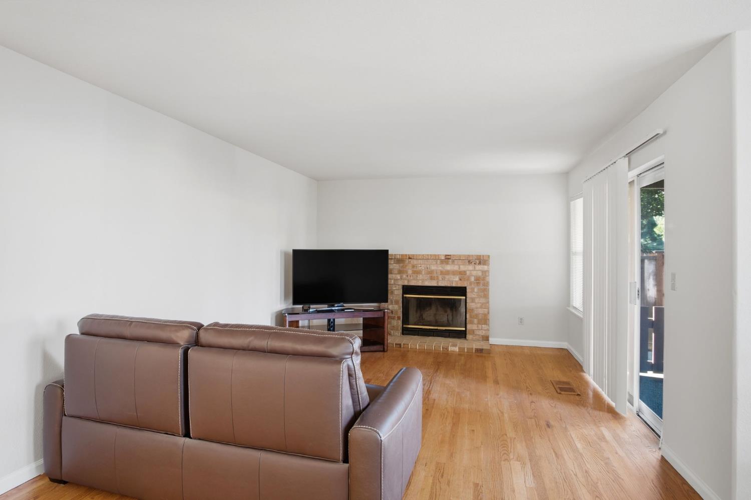 2025 Stoneglen Drive