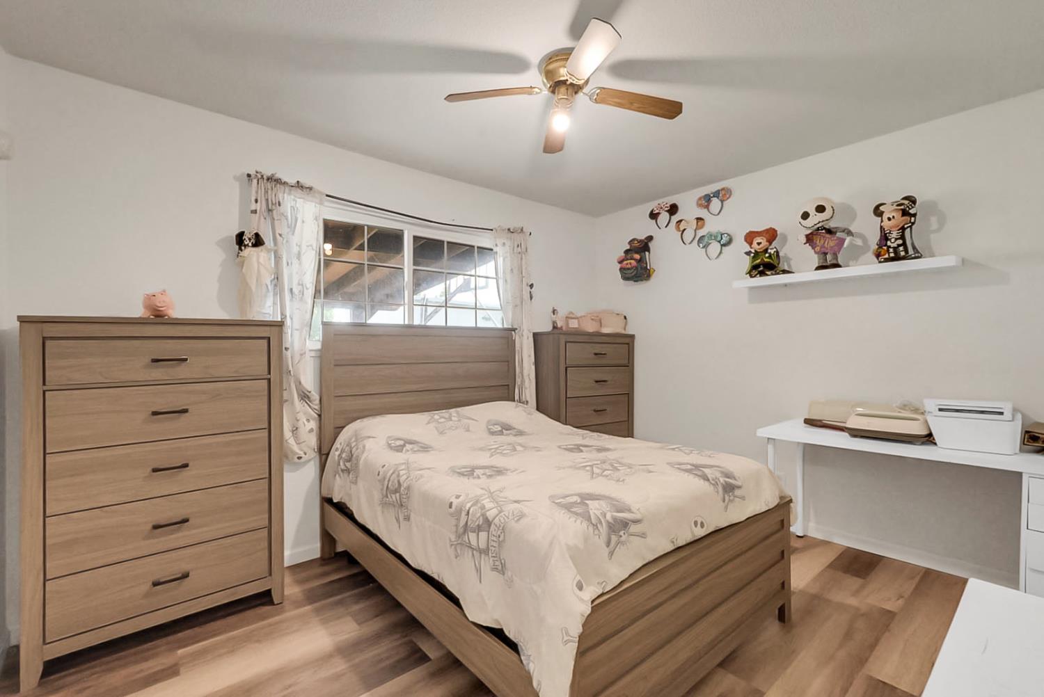 2085 Coronado Avenue