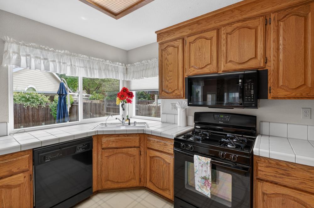 9083 Fanega Court