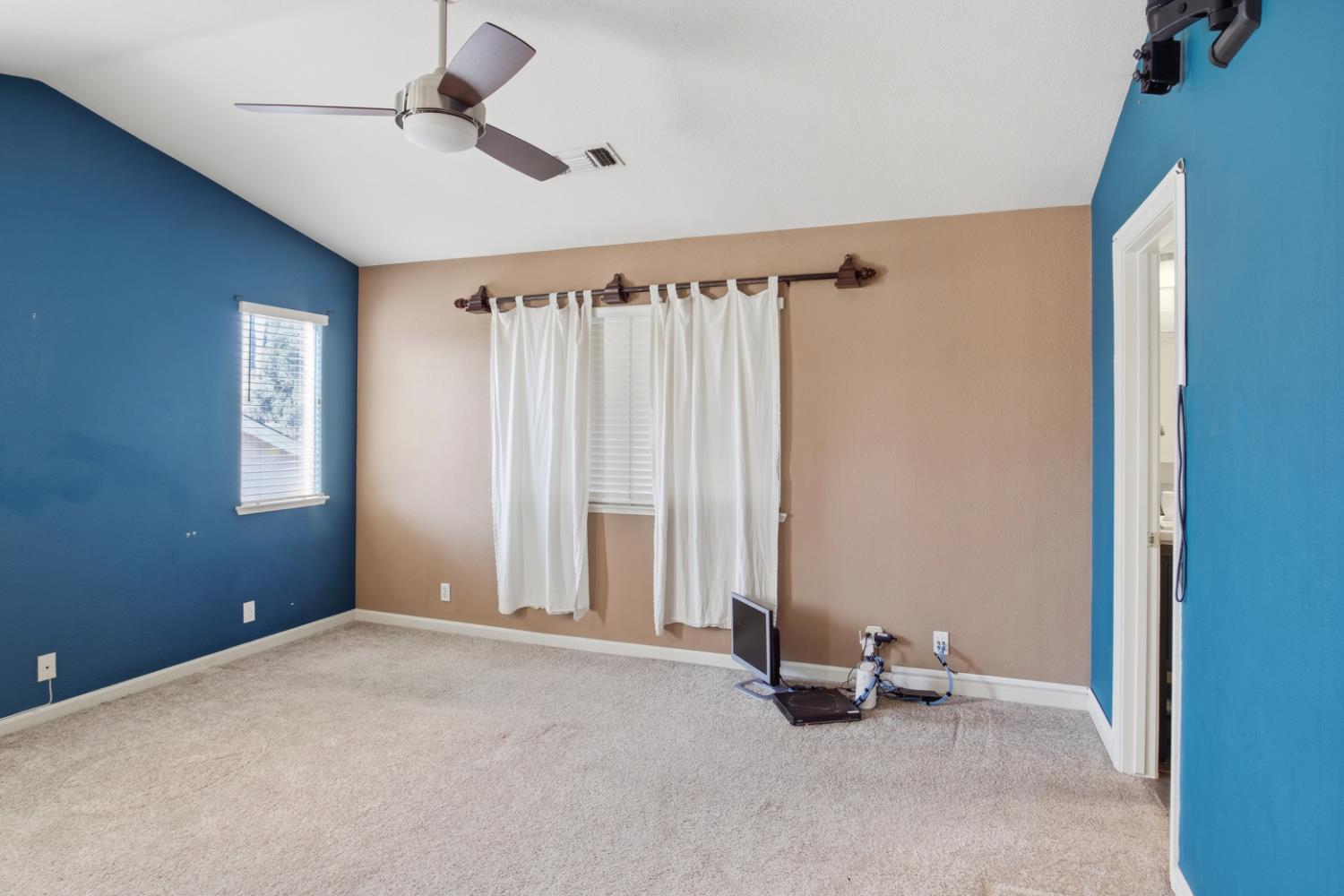 2213 Lionudakis Court