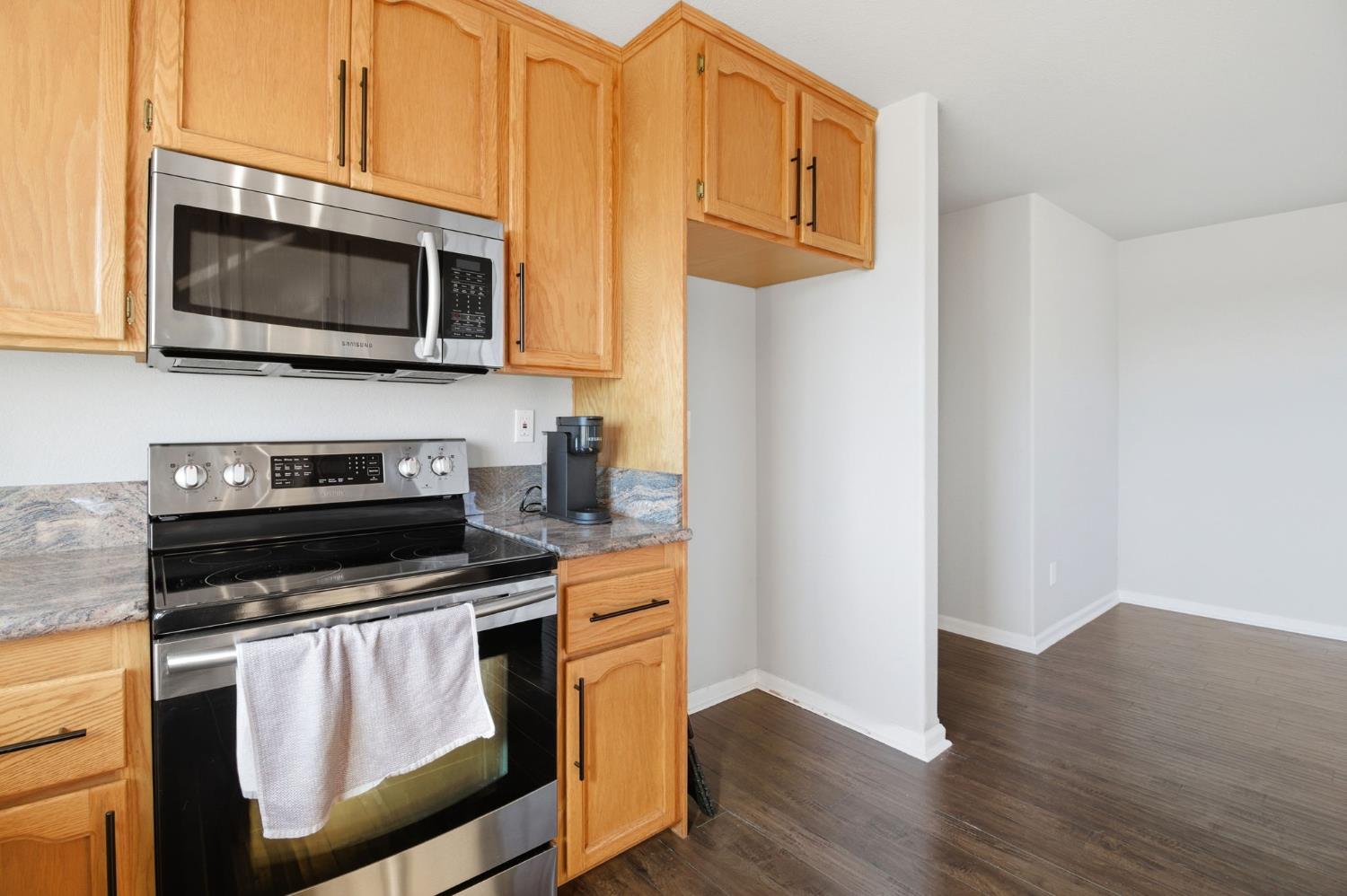 4274 Lakeview Drive B