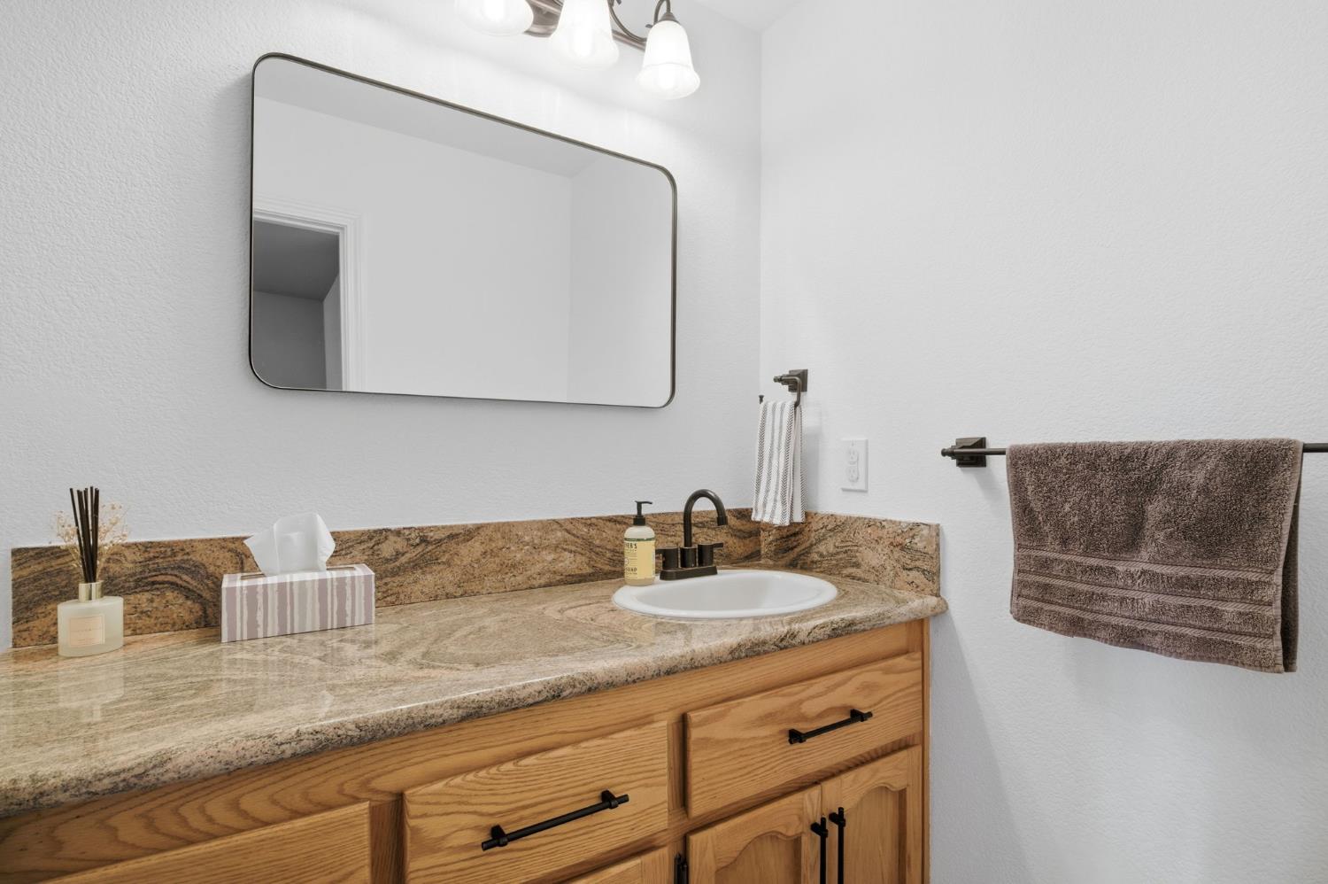 4274 Lakeview Drive B