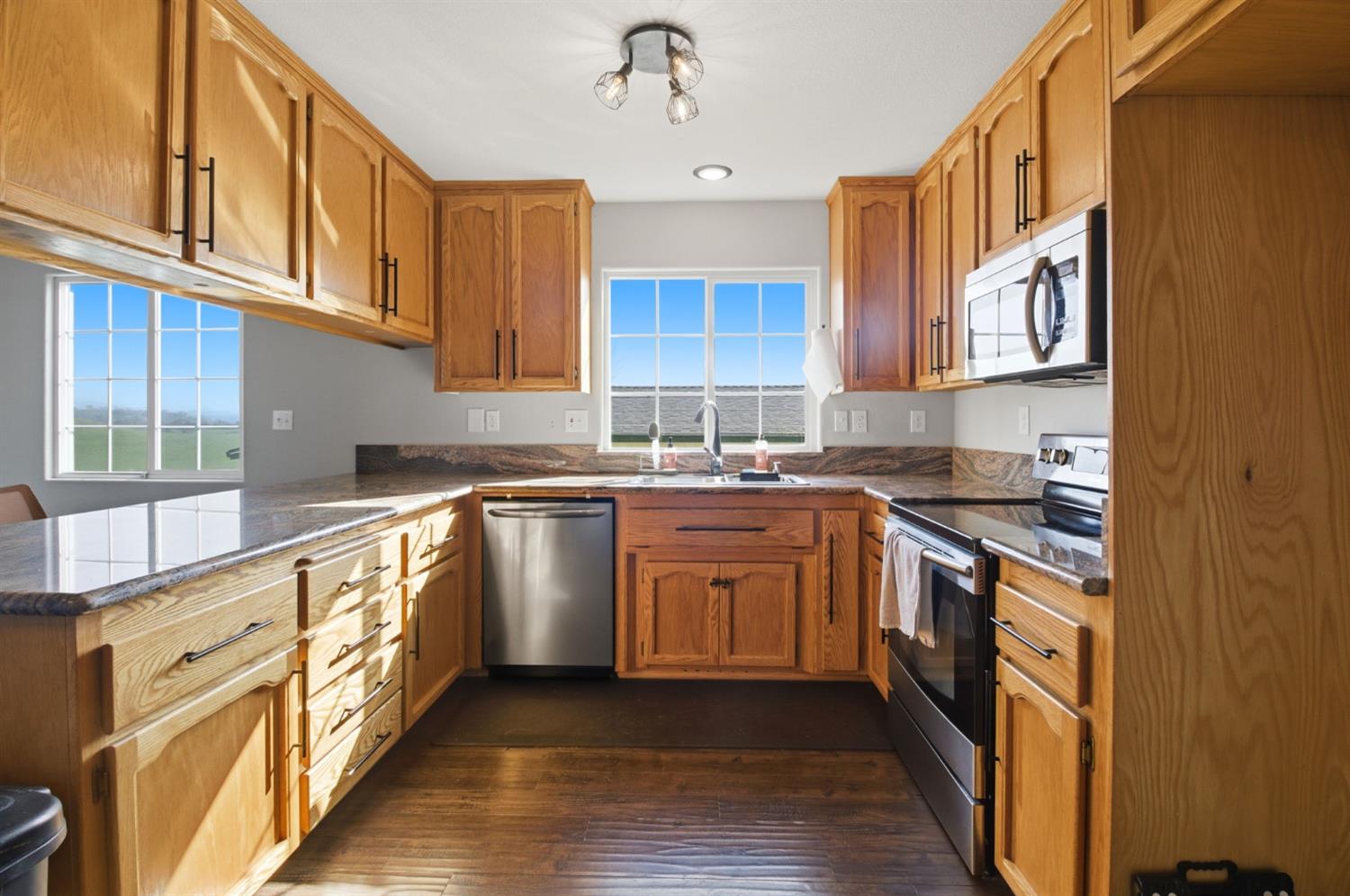 4274 Lakeview Drive B