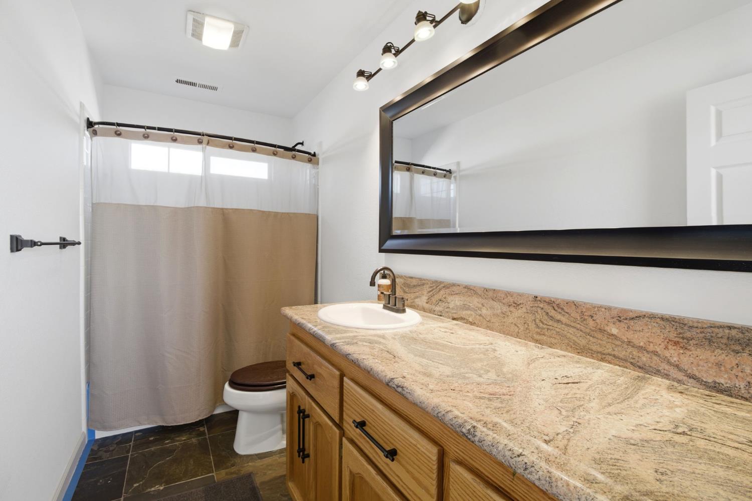 4274 Lakeview Drive B