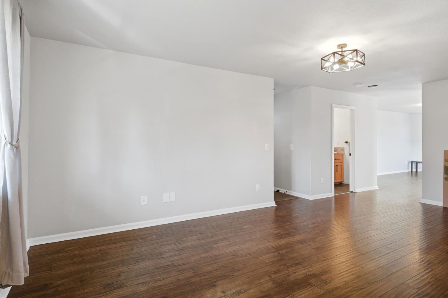 4274 Lakeview Drive B