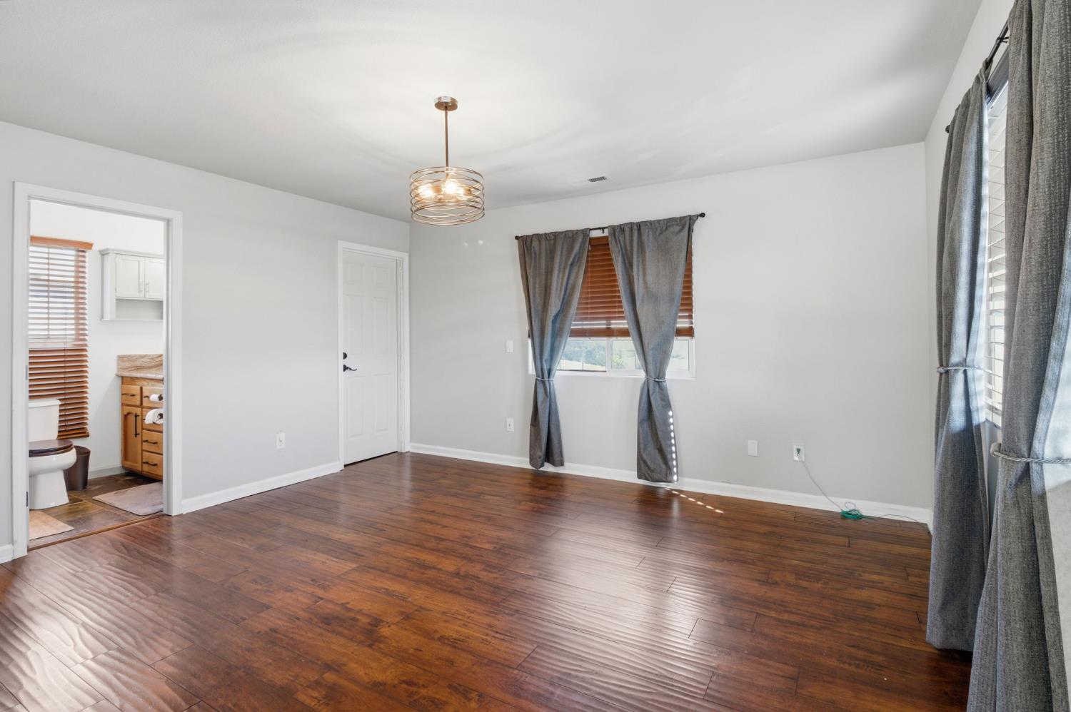 4274 Lakeview Drive B