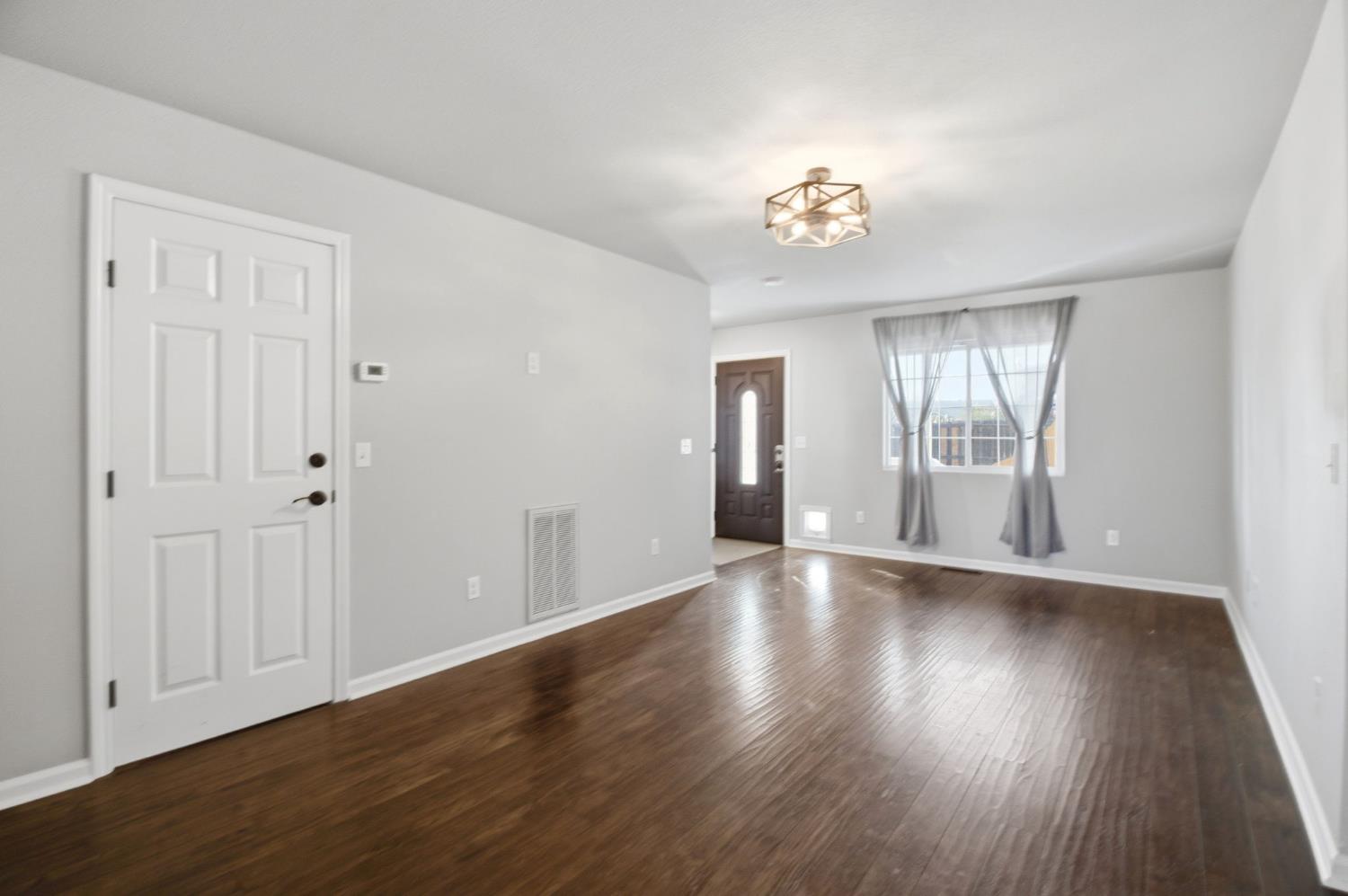 4274 Lakeview Drive B