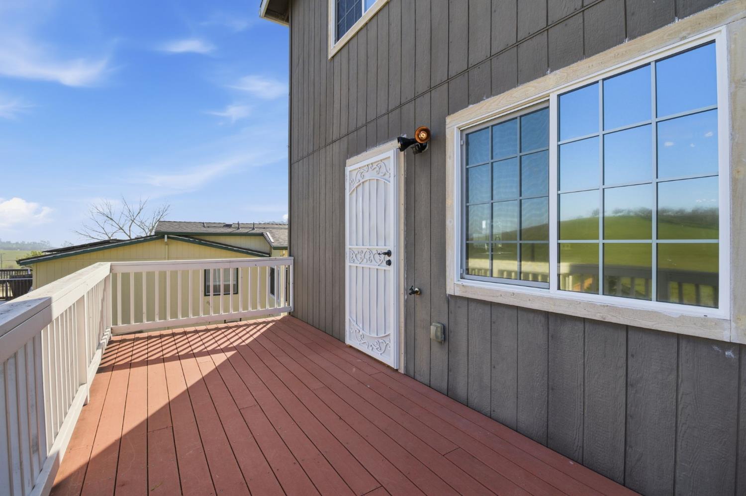 4274 Lakeview Drive B