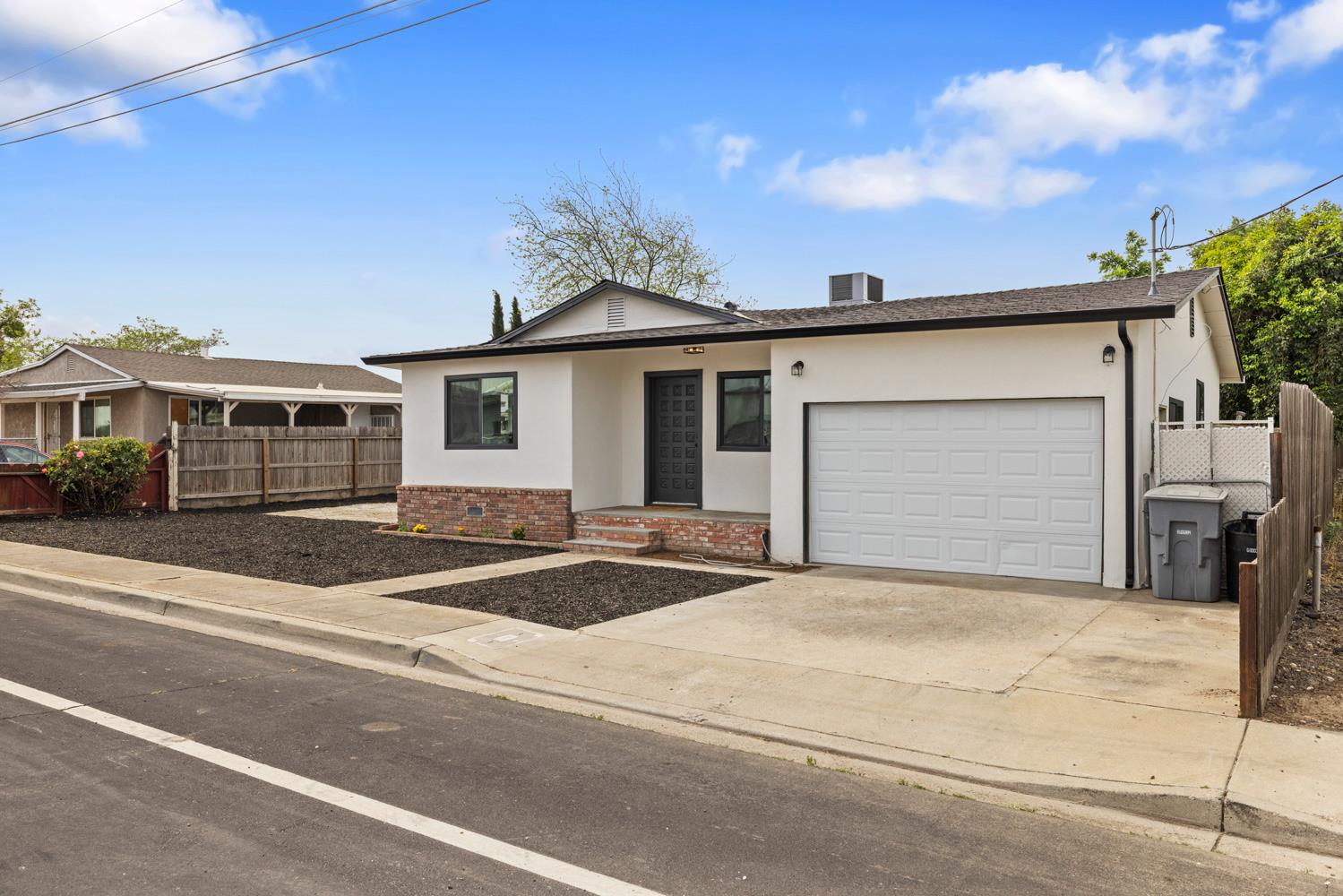 6349 Roselle Avenue