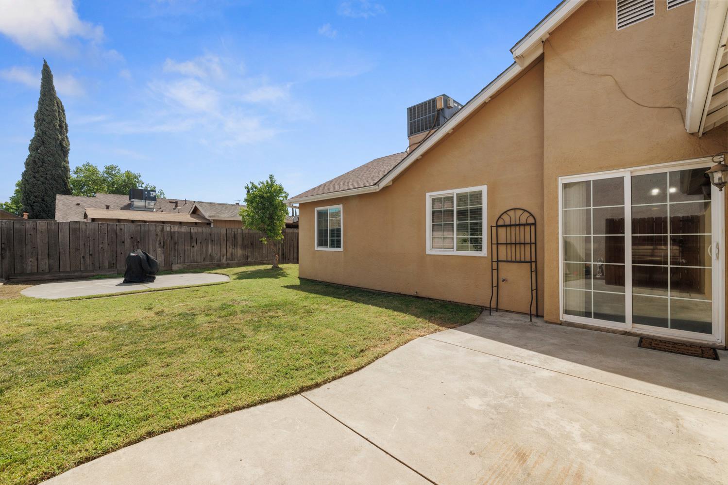 2012 Ridgecrest Drive