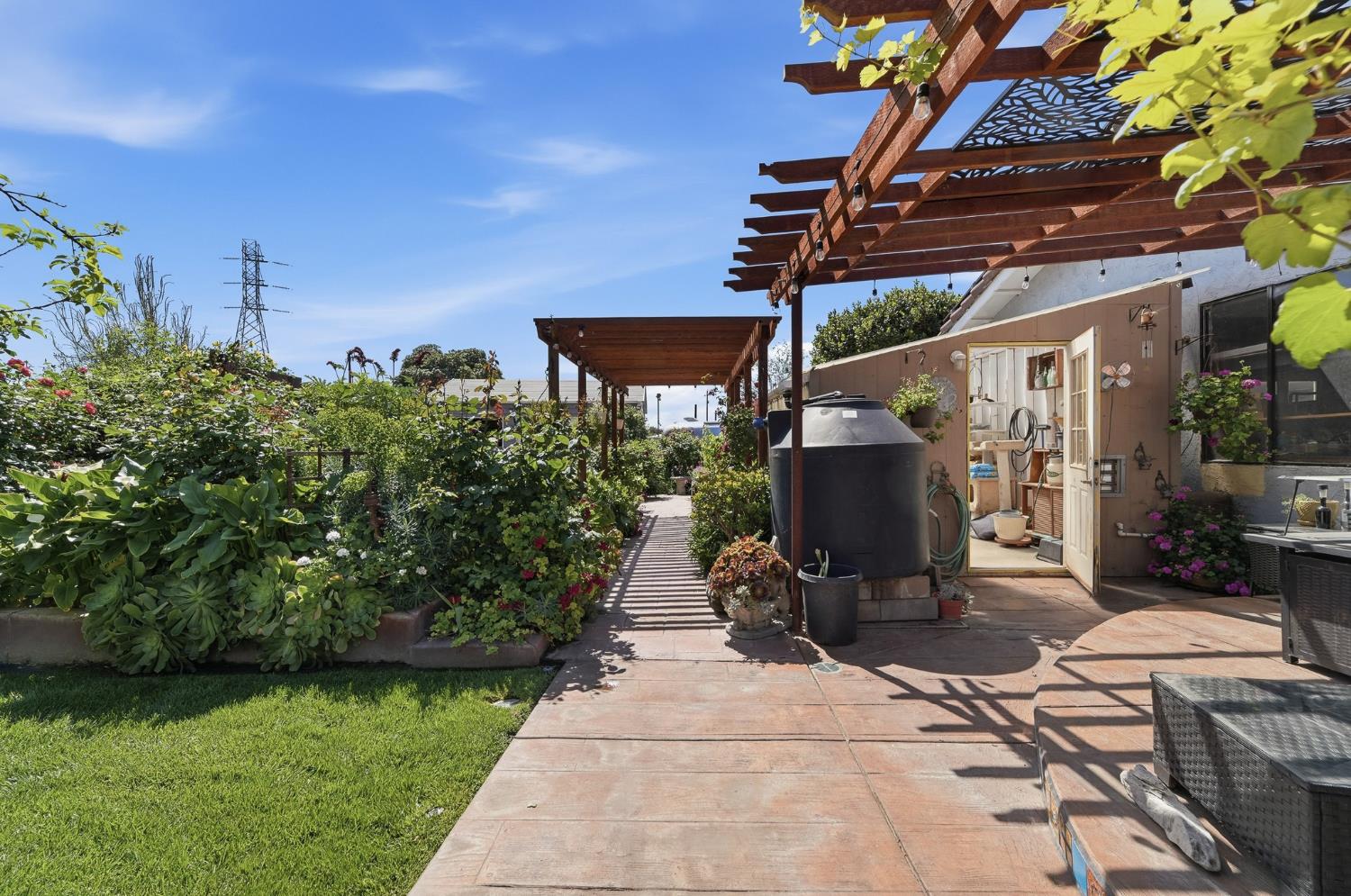 3928 Stoneridge Road