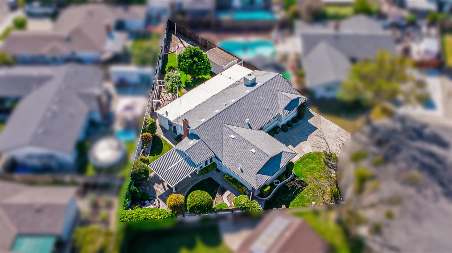1008 Colonial Court