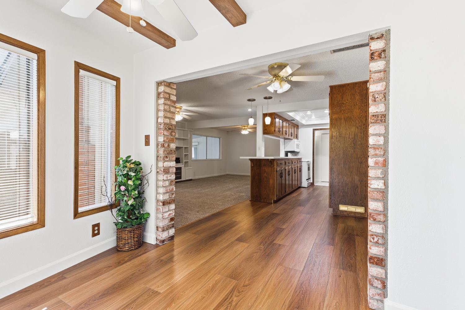 1008 Colonial Court