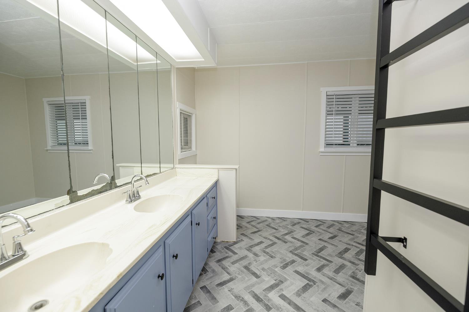 4837 Faith Home Road 26