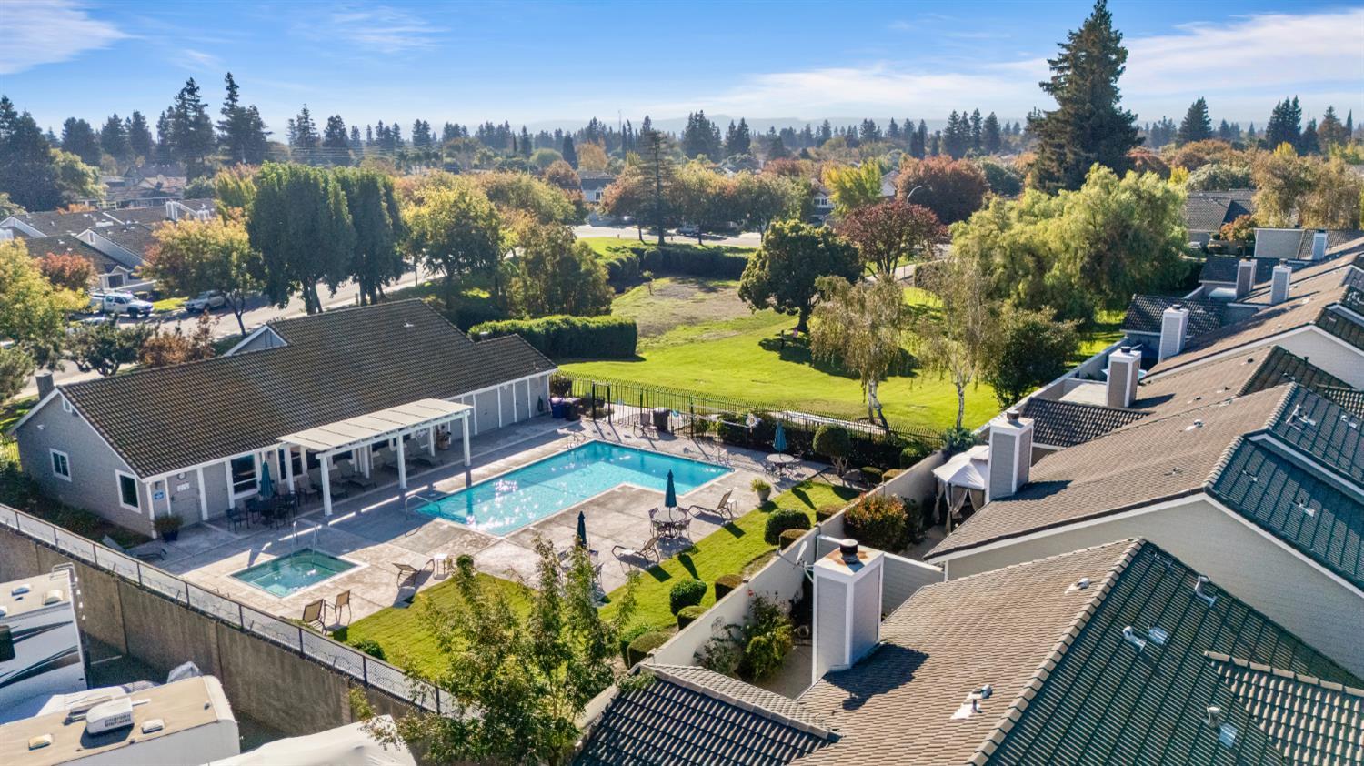 2204 Camborne Drive
