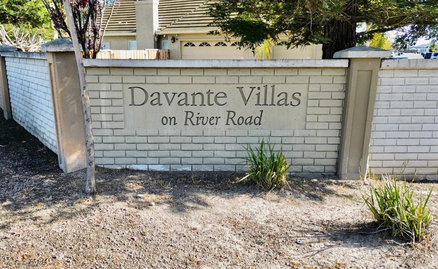 2900 Canyon Falls Drive