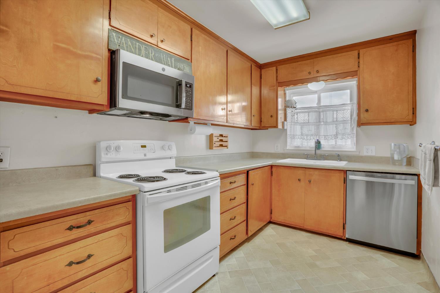531 Locust Avenue