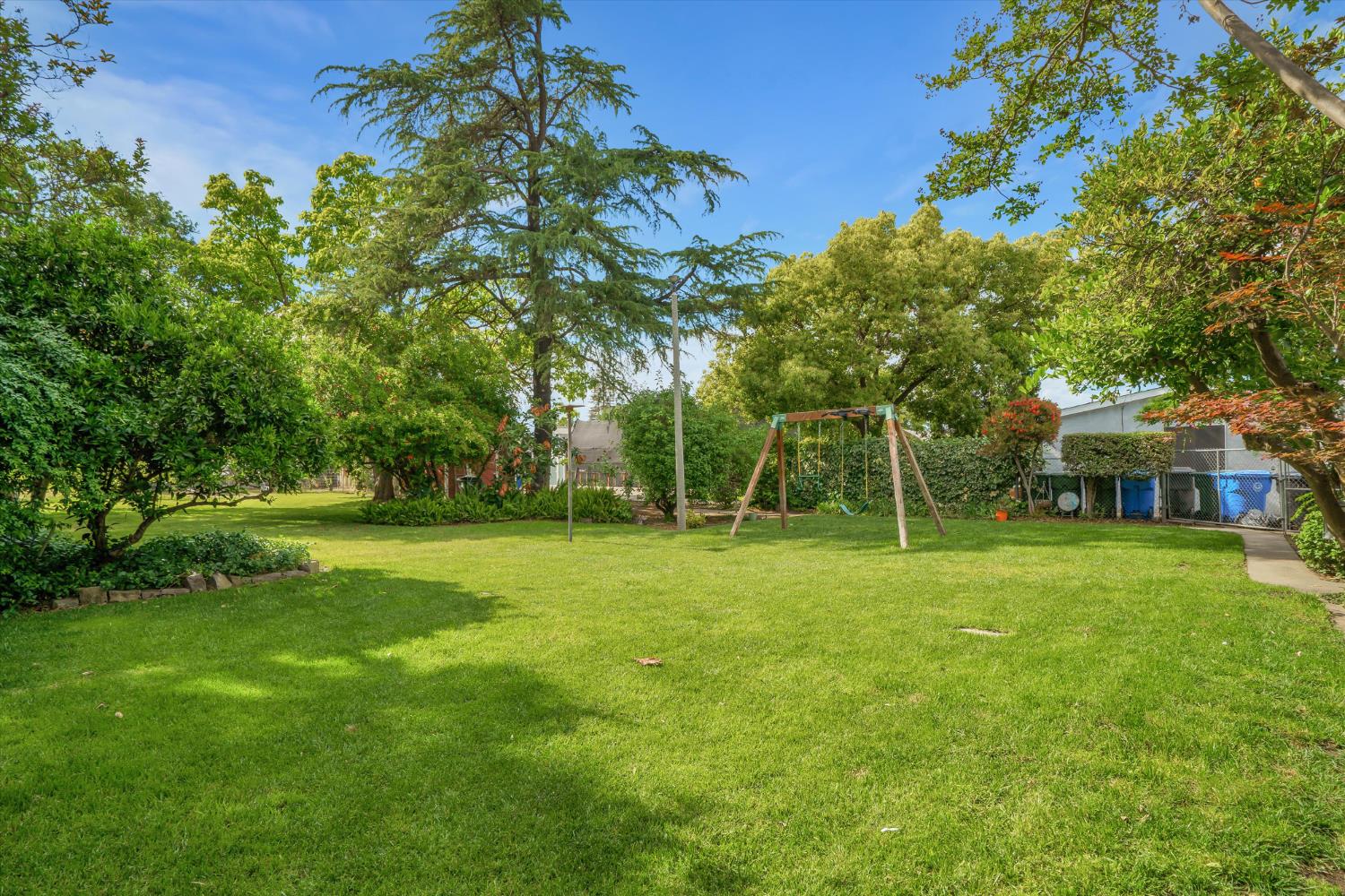 531 Locust Avenue