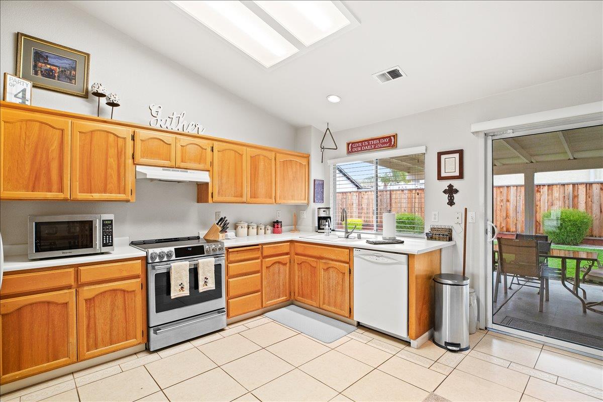 840 N Central