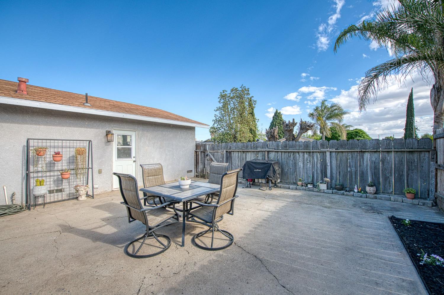 6639 Rex Avenue