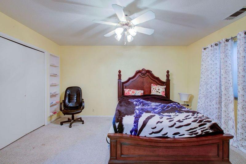 1112 Fruitridge Court