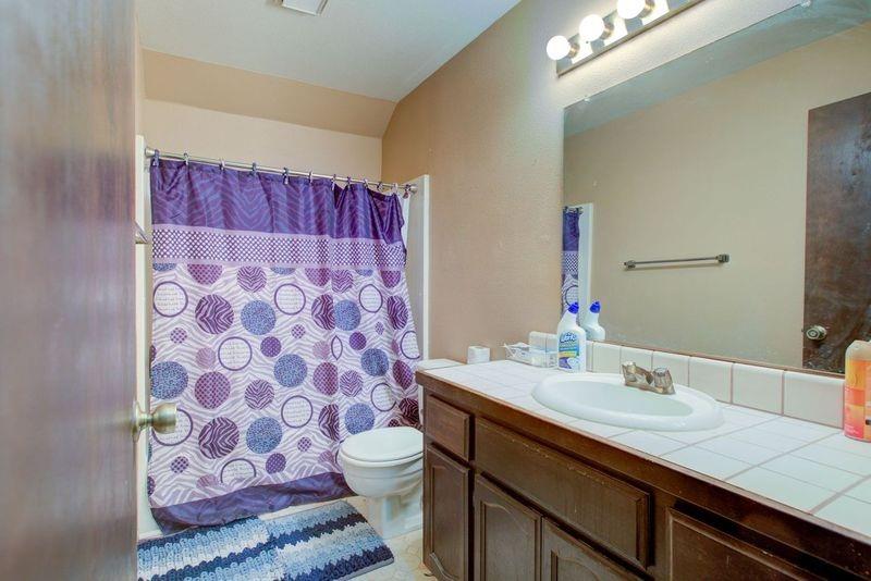 1112 Fruitridge Court