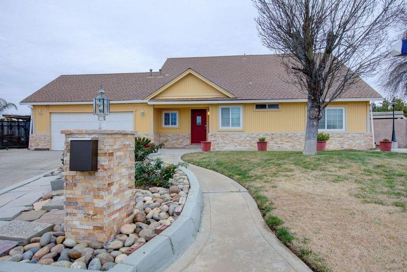 1112 Fruitridge Court