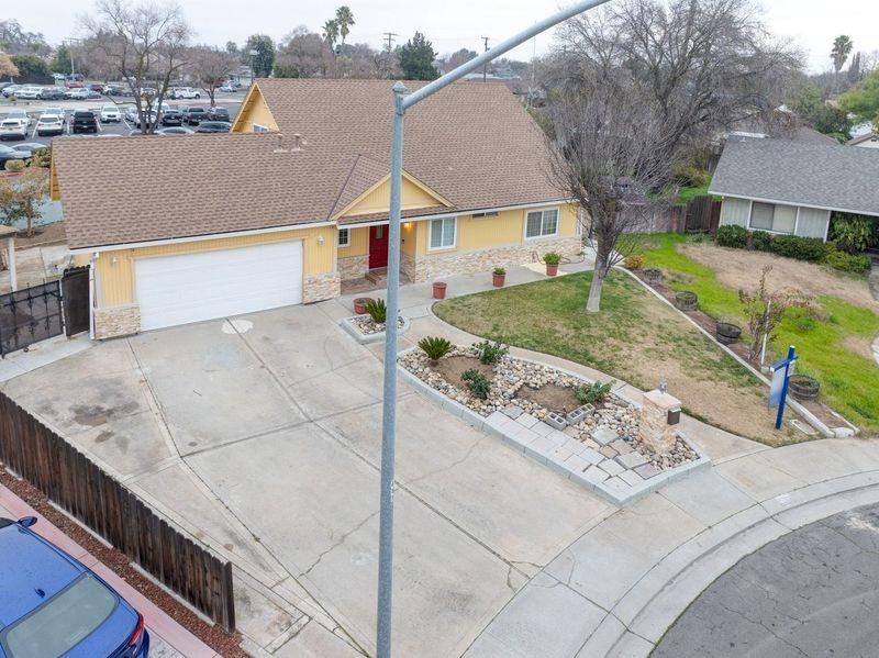 1112 Fruitridge Court