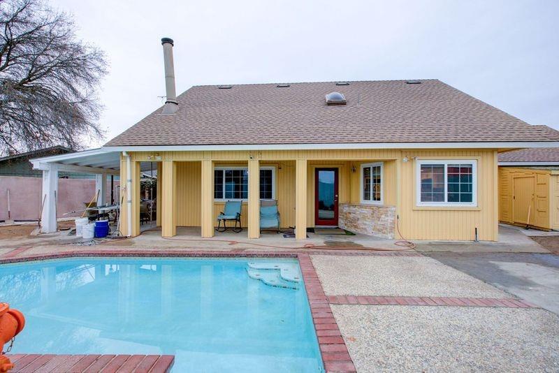 1112 Fruitridge Court