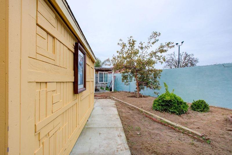 1112 Fruitridge Court