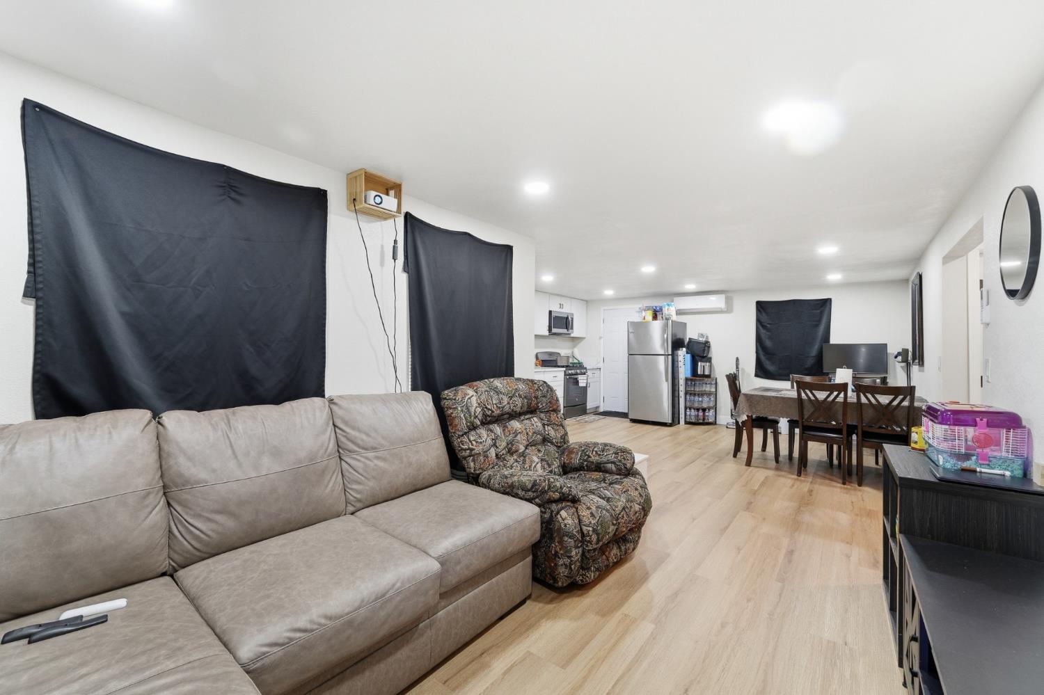 1331 High Street
