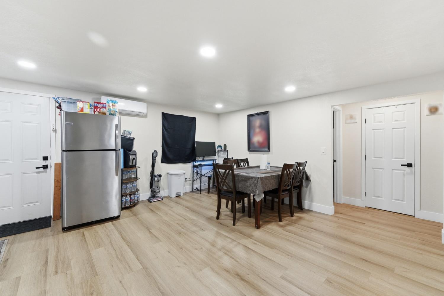 1331 High Street