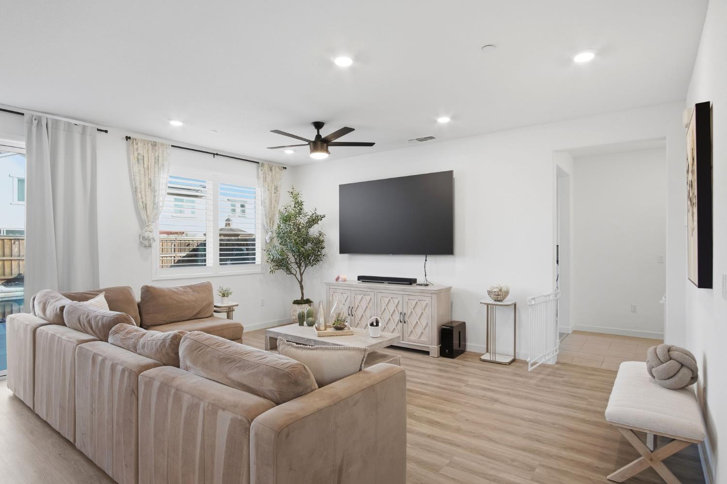 17479 Graceada Lane