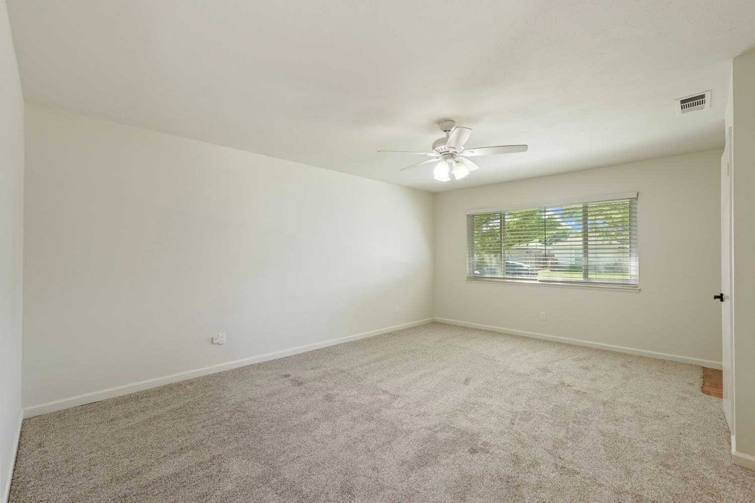 2100 preston Lane